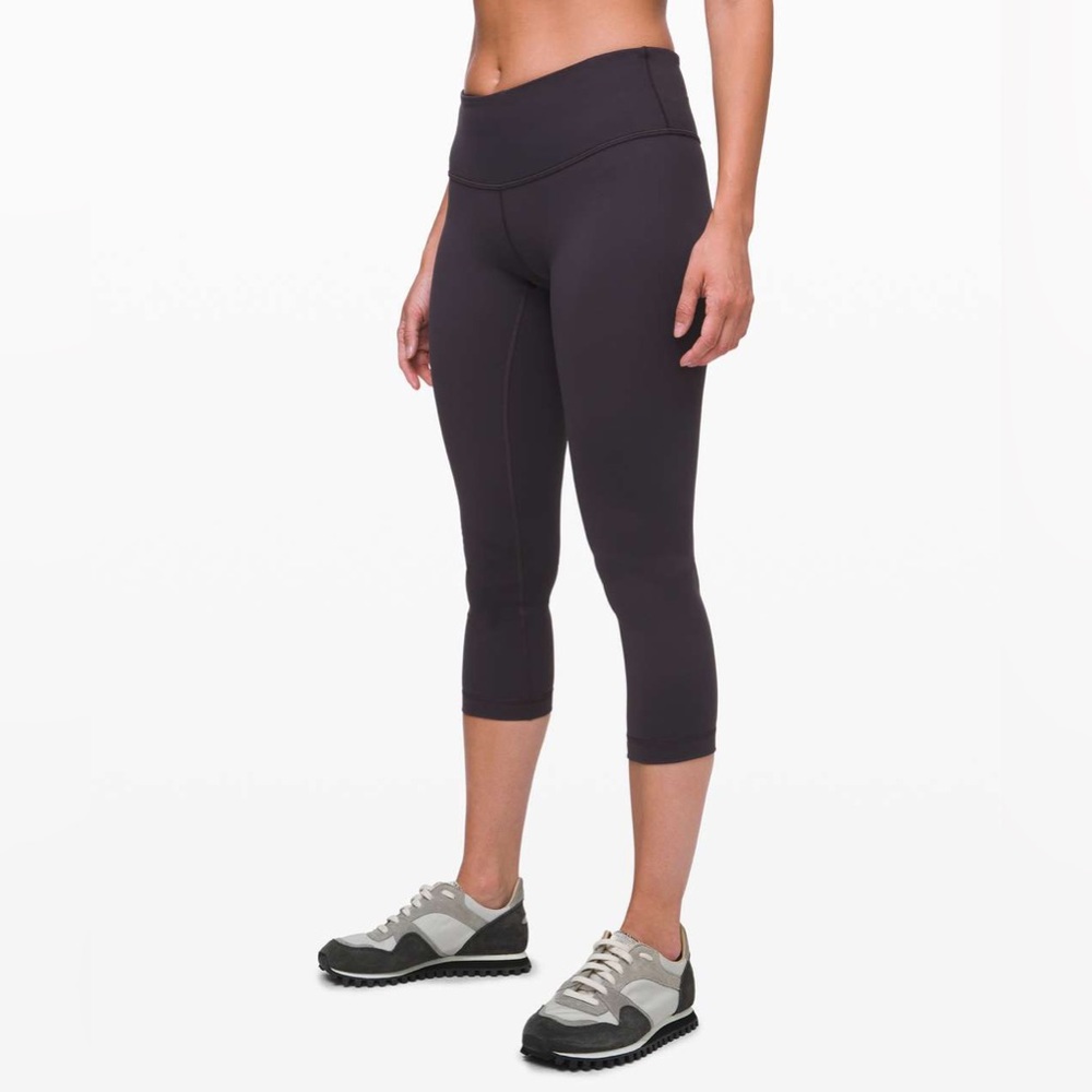 Lululemon wunder under grey cropped leggings, size 6